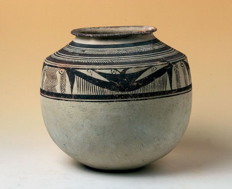 Anónimo, Vaso con decoración geométrica, 3400