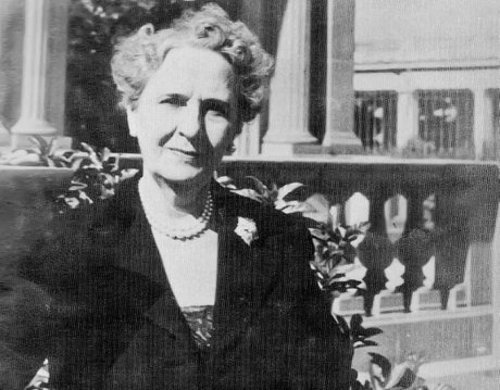 María Luisa Ruiz de Olivares, Marquesa de Pinar del Río, notable co-leccionista, quien donara el conjunto de obras conocido como Legado Carvajal.