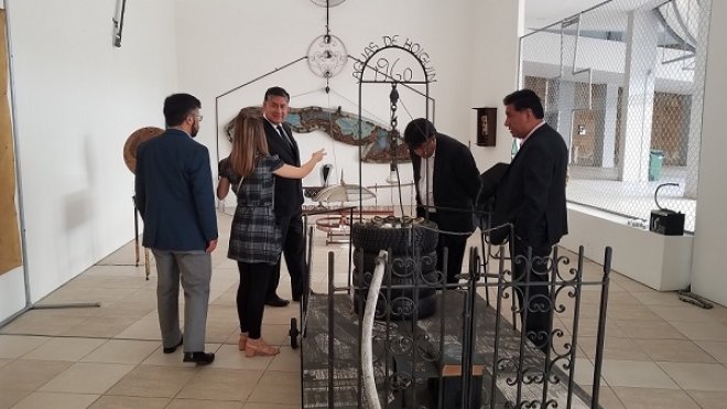 Visita el Museo el Fiscal General del Estado Plurinacional de Bolivia