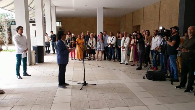 Leandro Soto en la apertura de su expo
