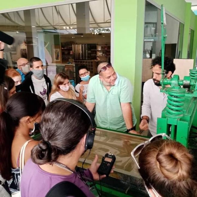 Inaugurado taller con adolescentes sobre el grabado