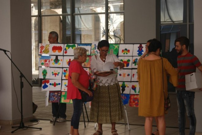 Niños aprenden de moda y arte en nuevo taller del Museo