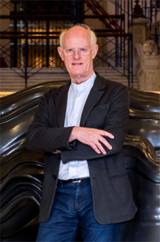 Tony Cragg, 2017. Museo de Arte Universal.Cuba Tony Cragg, 2017. Museo de Arte Universal.Cuba