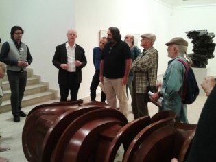 Inauguración de la exposición "Tony Cragg. Esculturas y dibujos". 7 de abril de 2017, sala transitoria del primer nivel, Edificio de Arte Universal