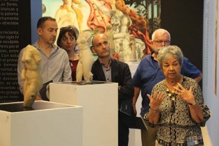 Visitan delegados de la Unión Europea exposición sobre Afrodita